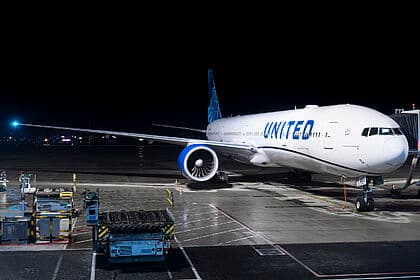 N2250U aircraft